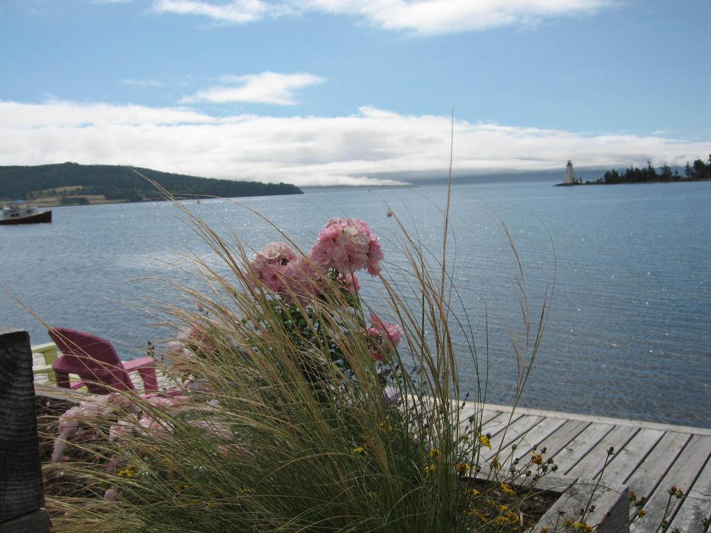 Dunlop Inn Baddeck Inlet Exteriér fotografie